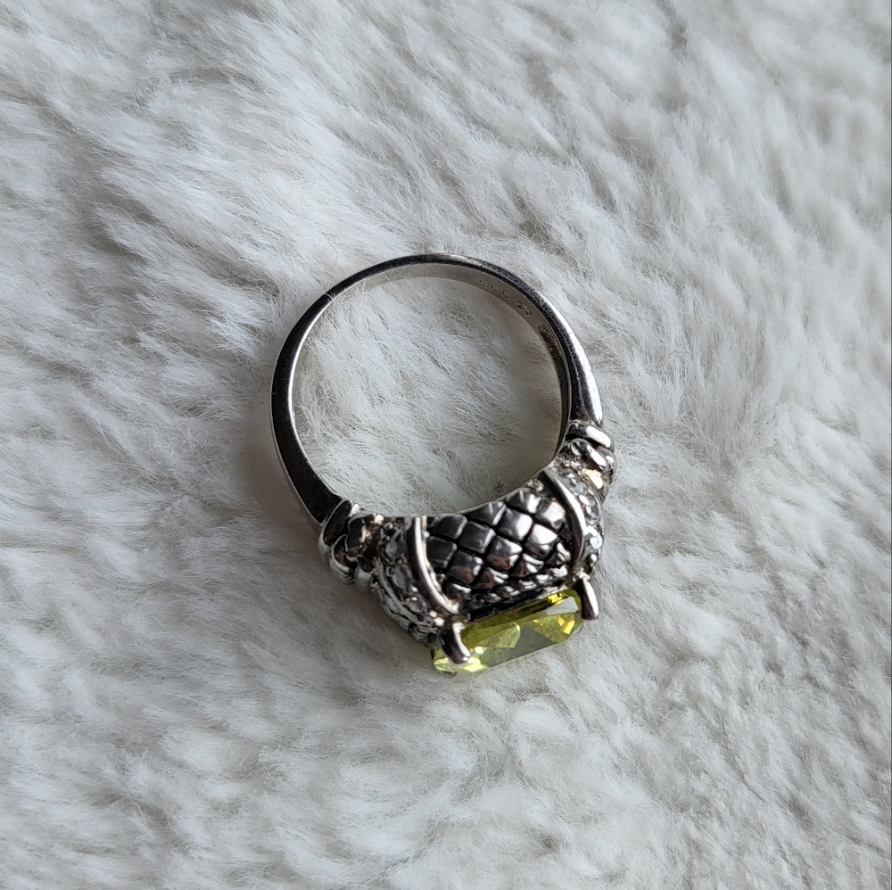 Statement Sterling Silver Ring With Lime Sparklin… - image 4